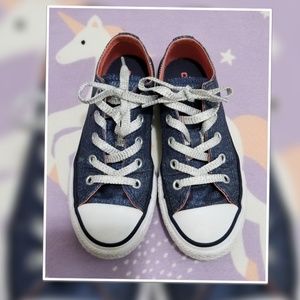 Converse sneakers for girls